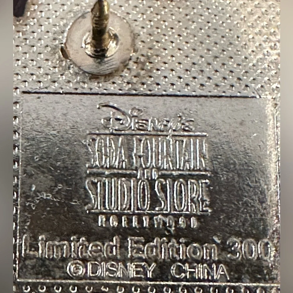 Limited Edition Disney Soda Fountain and Studio Shop Huey, Dewey & Louie 2006